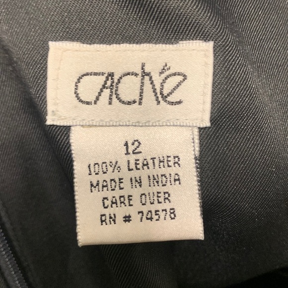 Cache Black leather skirt - Picture 7 of 7